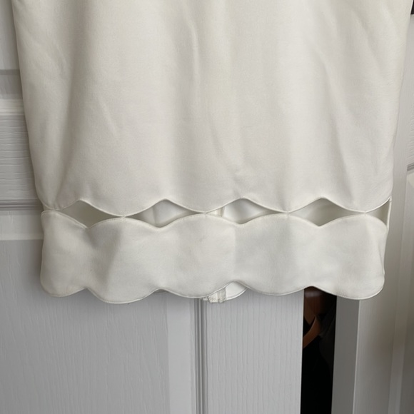 White dress - never worn (stored as a backup dress for covid wedding!) - Picture 3 of 6